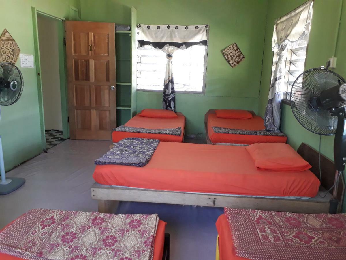 Mulu D Cave Homestay Exterior foto