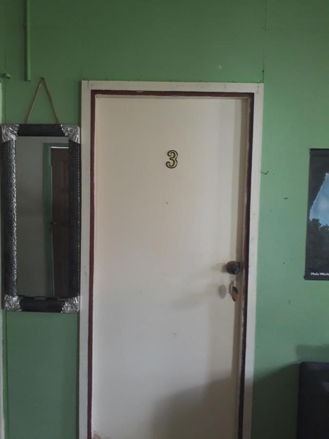 Mulu D Cave Homestay Exterior foto